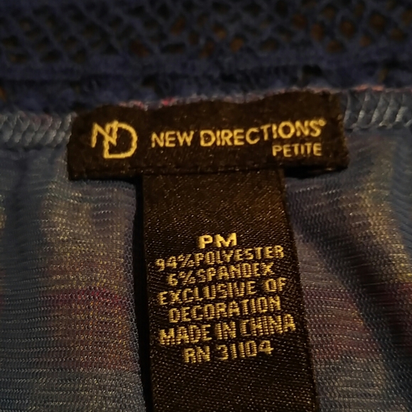 New Directions Crochet Neck Mesh Top Royal Stripes size MP - Picture 4 of 5